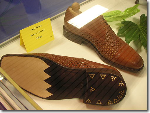 ヨージェフ・コヴァーチさん製メッシュ靴のソール